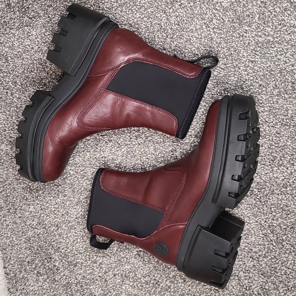 Timberland Everleigh Chelsea Burgundy Boot Size 7M